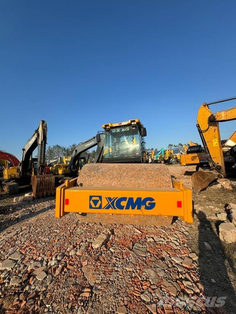 XCMG XS 263 J Single drum rollers