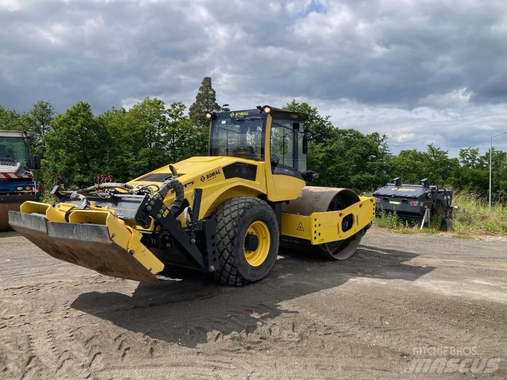Bomag BW 213 DH-5 Single drum rollers