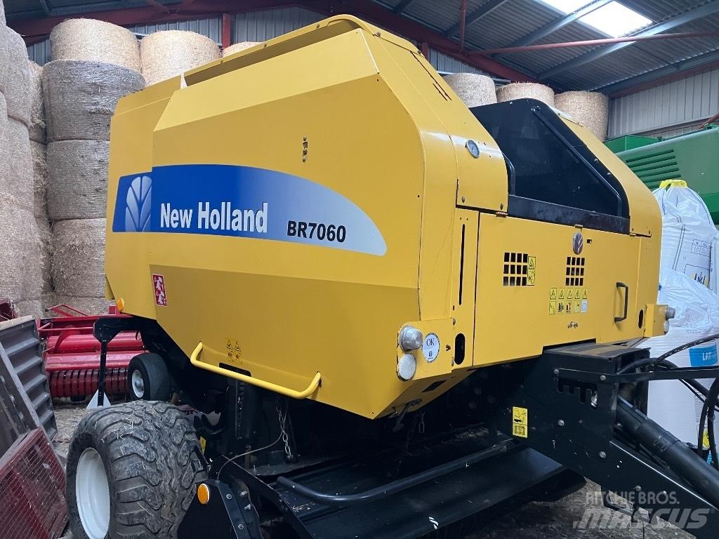 New Holland BR 7060 Round Balers