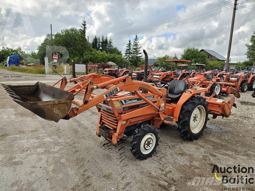 Kubota L1-R22 Tractors