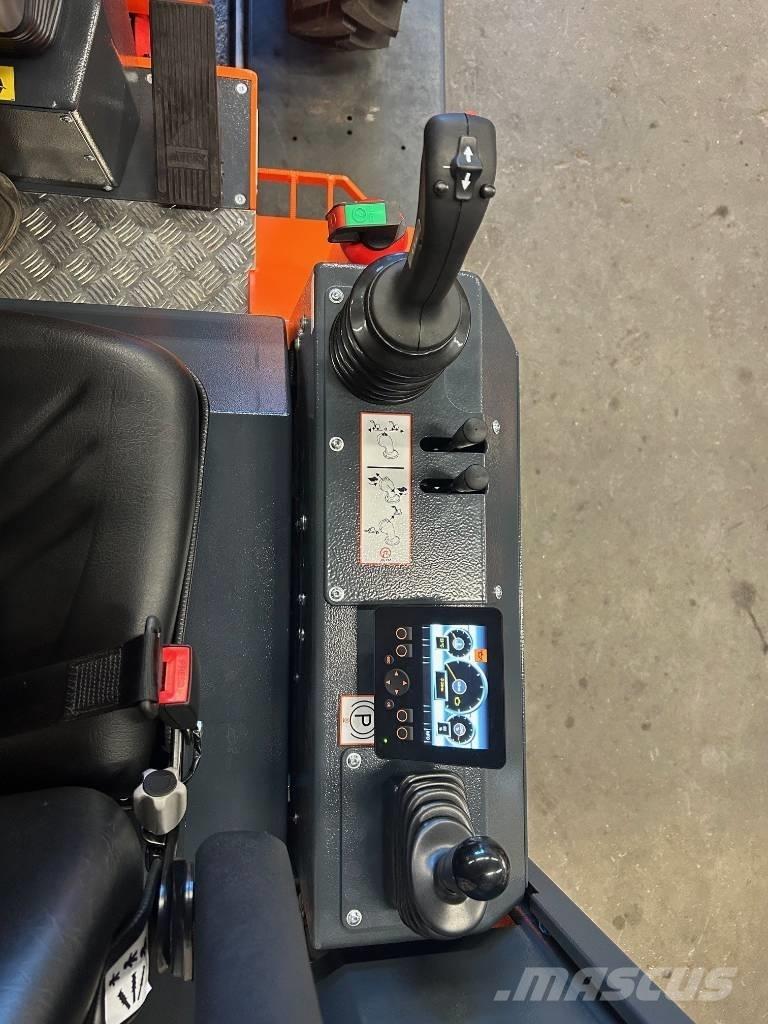 Ostler K260 TT Truck mounted forklifts
