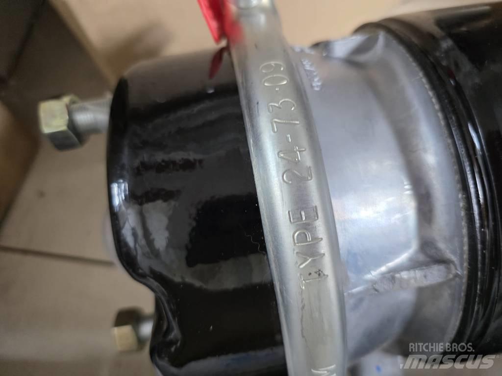Meritor MER 31932124 Brakes