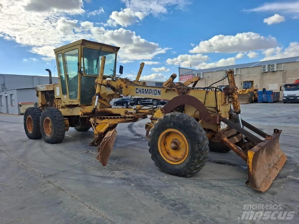Champion G 740 Motor Graders