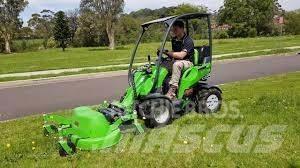 Avant 225 Utility Machines