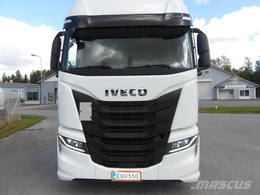 Iveco AS 440 STX Conventional Trucks / Tractor Trucks