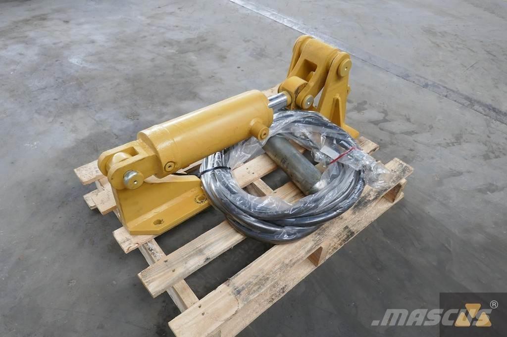 CAT D8T Pin puller Other
