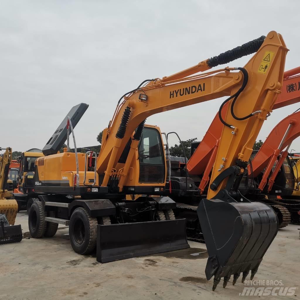 Hyundai R 150W Wheeled excavators