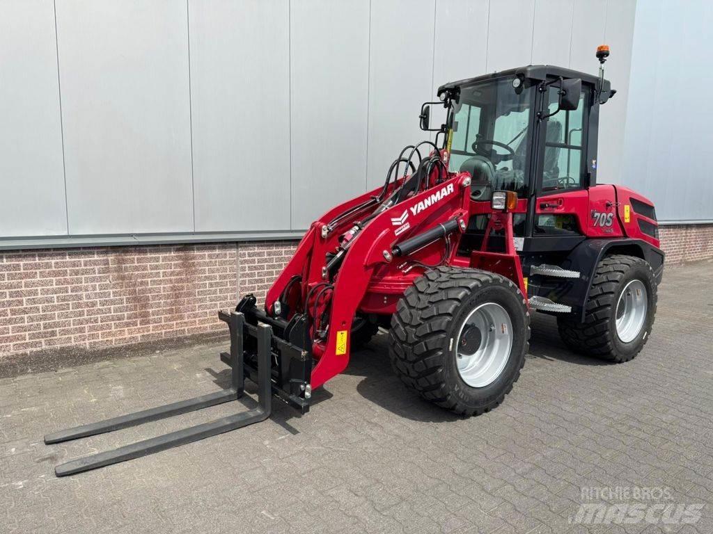 Yanmar V70 Wheel Loaders