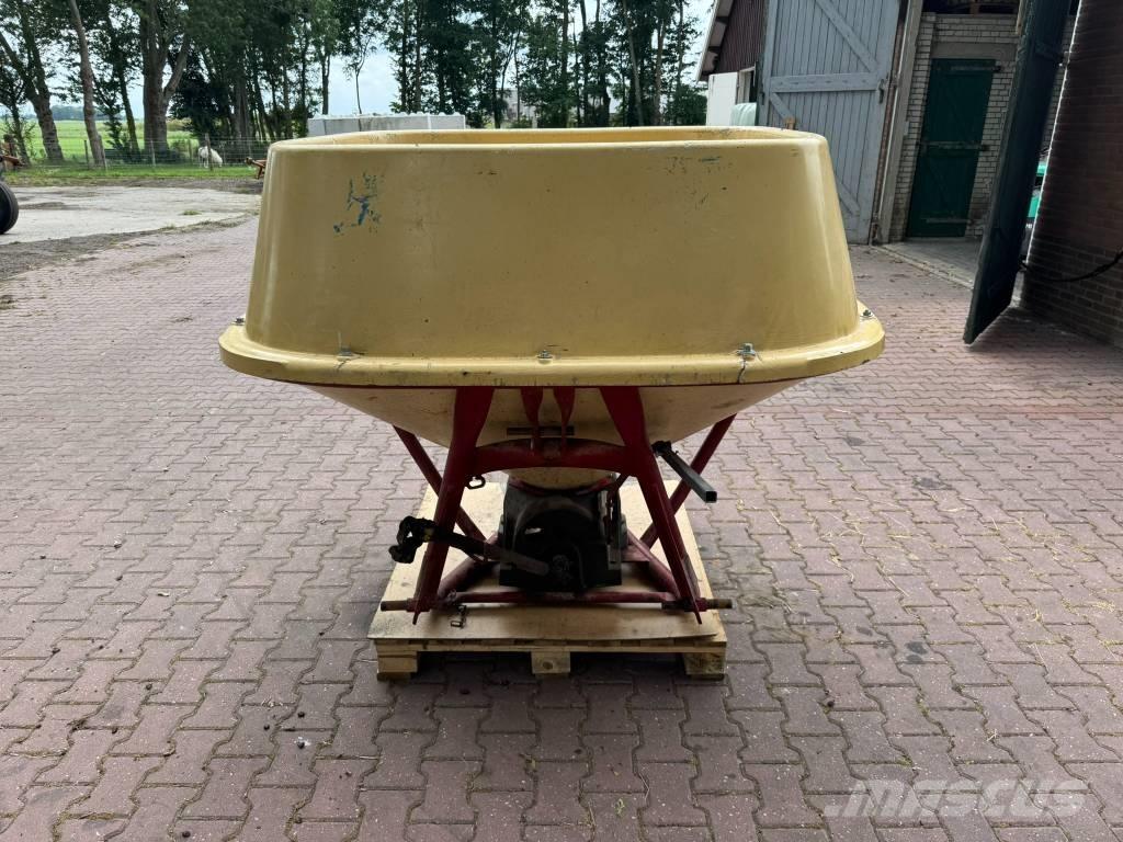 Vicon pendelstrooier Mineral spreaders