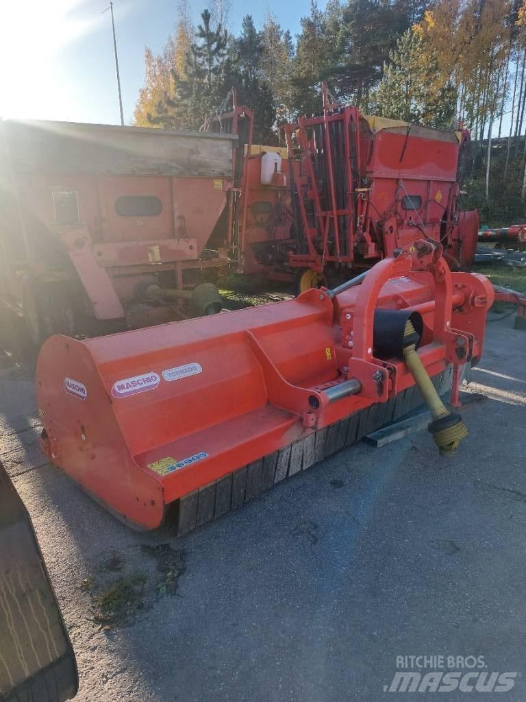 Maschio Tornado 280 Pasture Mowers And Toppers