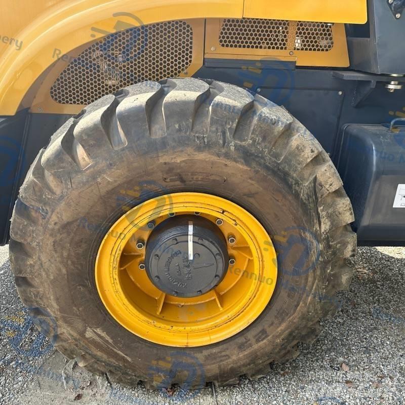 XCMG XS263J Single drum rollers