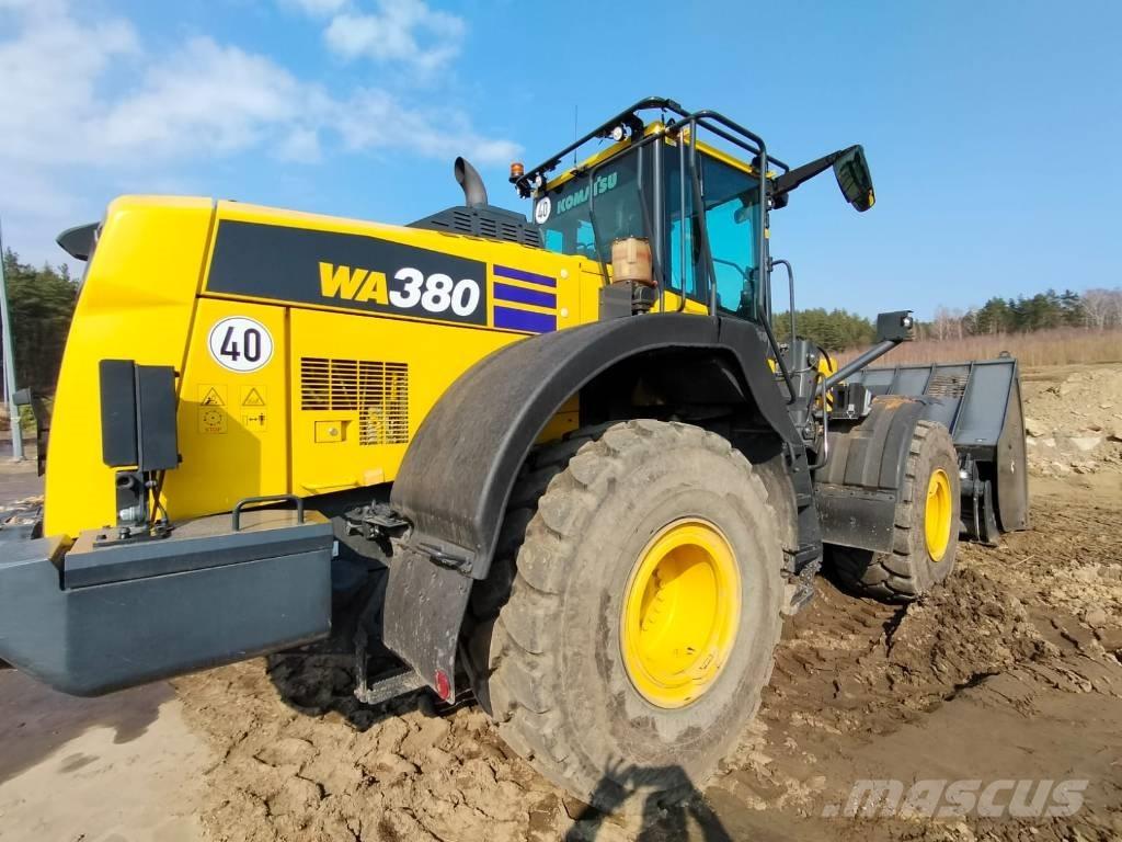 Komatsu WA 380-8 Wheel Loaders