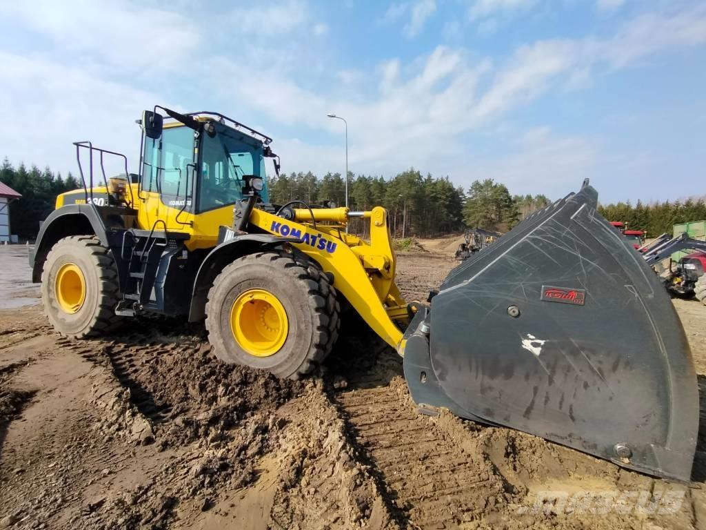 Komatsu WA 380-8 Wheel Loaders
