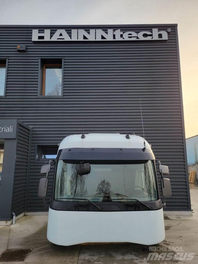 Renault T model Cabins and interior
