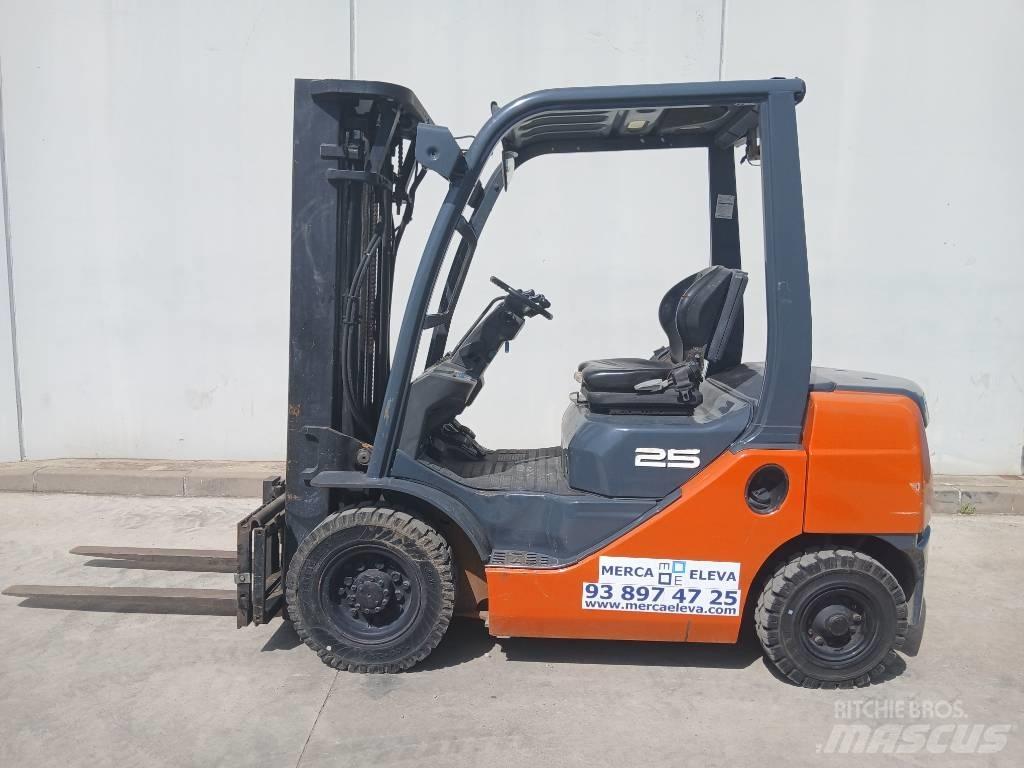 Toyota 02-8FDF25 Diesel Forklifts