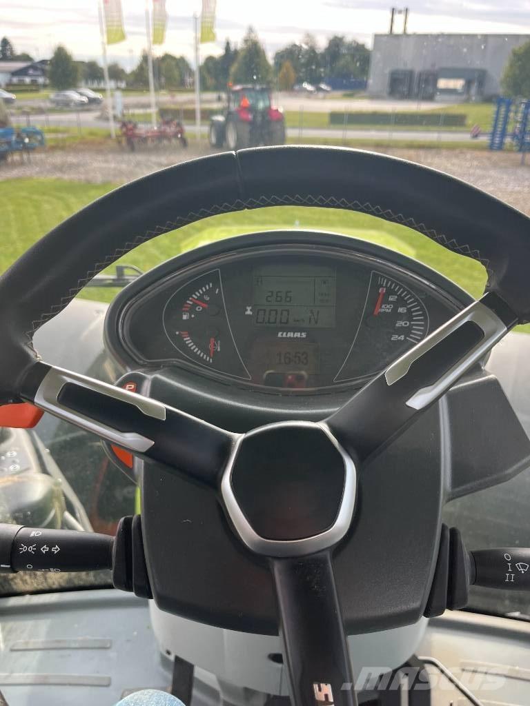 CLAAS Axion 960 Tractors