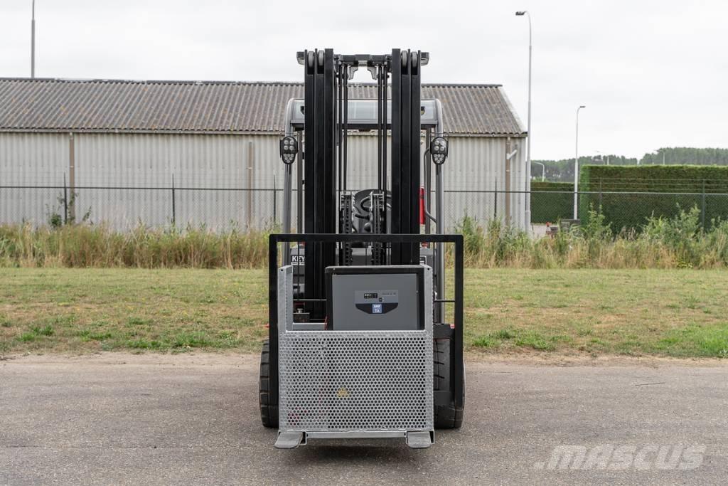 Manitou ME 435 Electric Forklifts