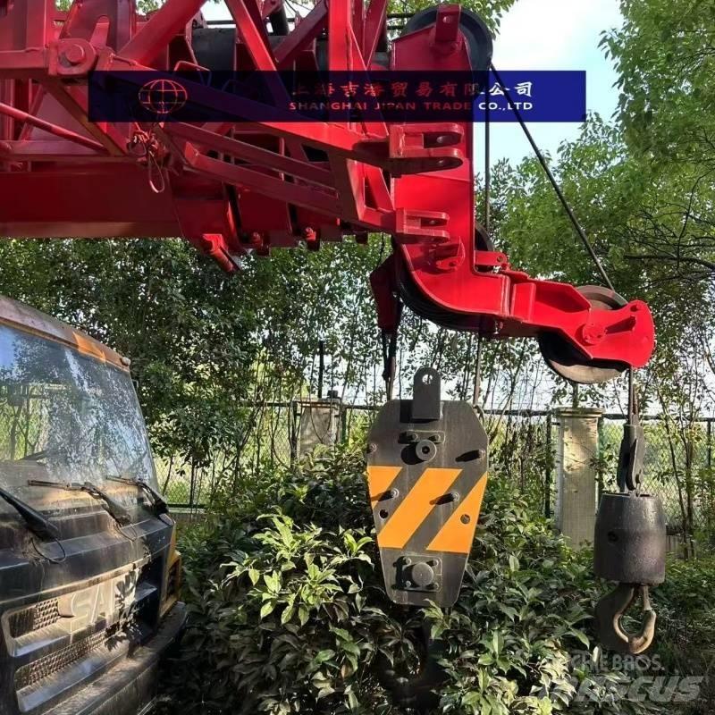 Sany STC 250 Mobile and all terrain cranes