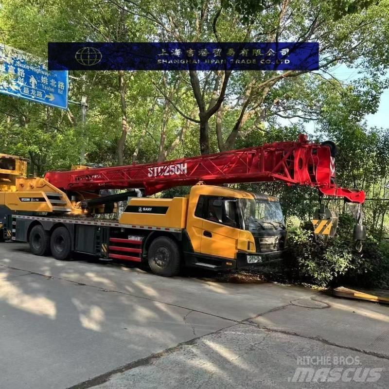 Sany STC 250 Mobile and all terrain cranes