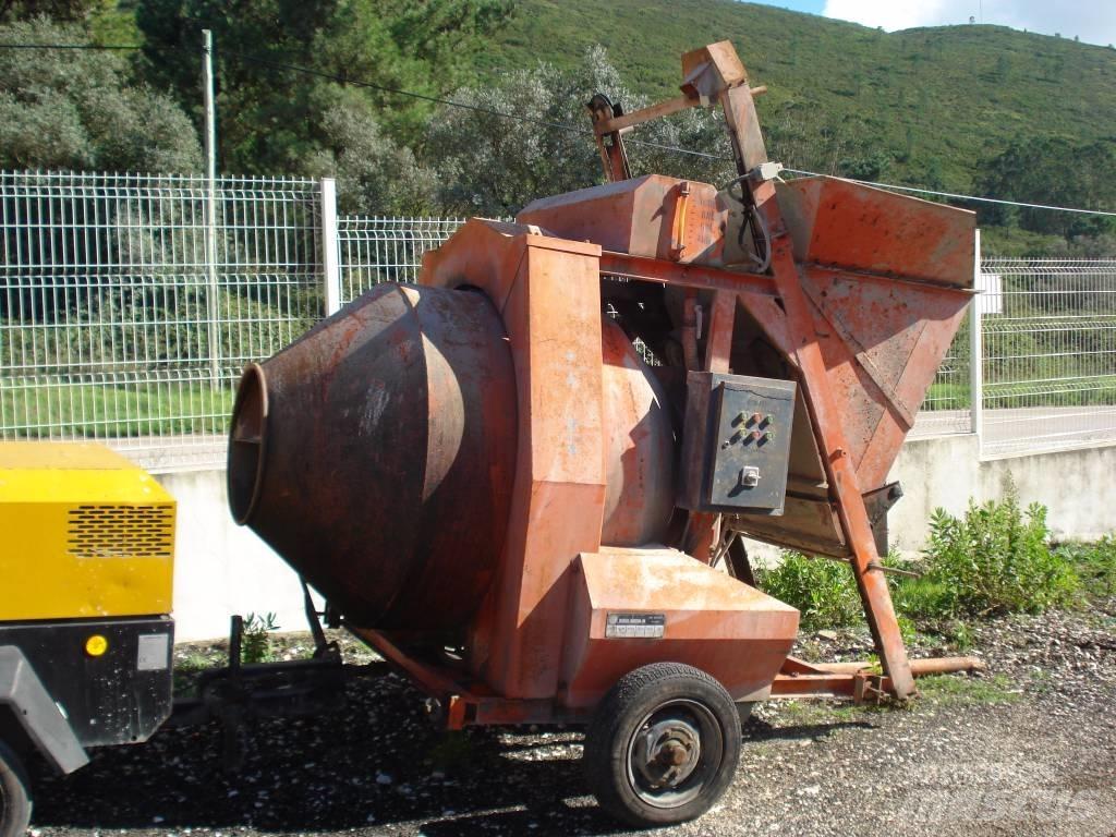  Betomil 550 L Concrete Mixers