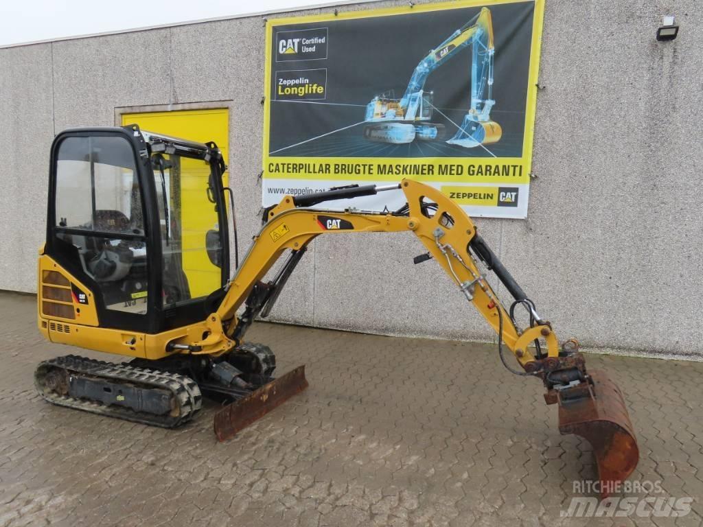 CAT 301.7 D Mini Excavators <7t (Mini Diggers)