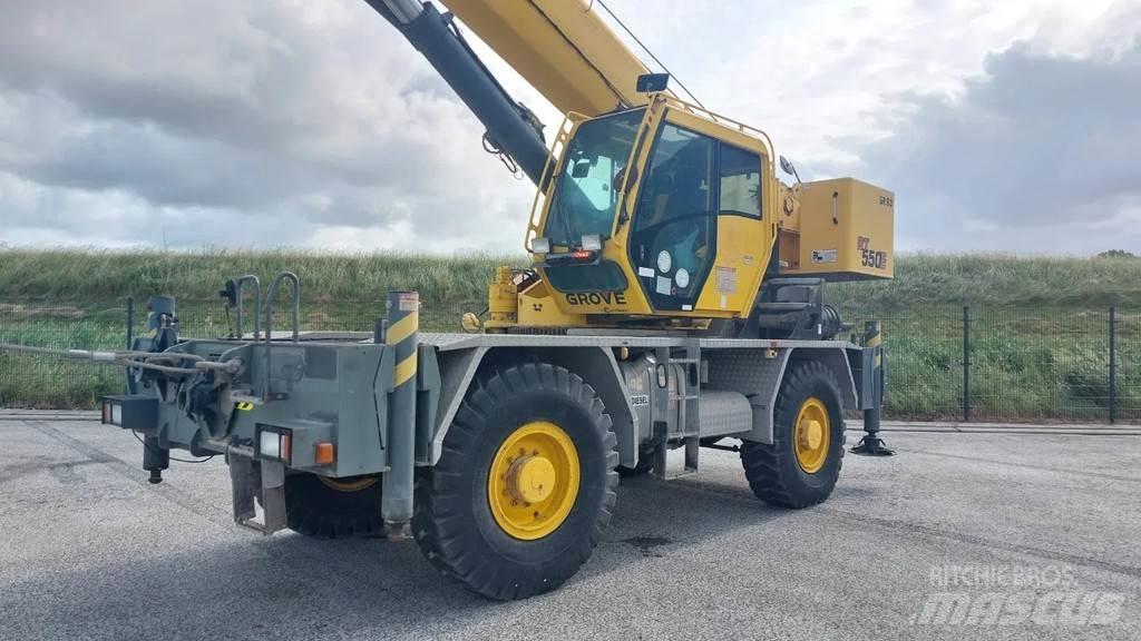 Grove RT 550E Rough Terrain Cranes