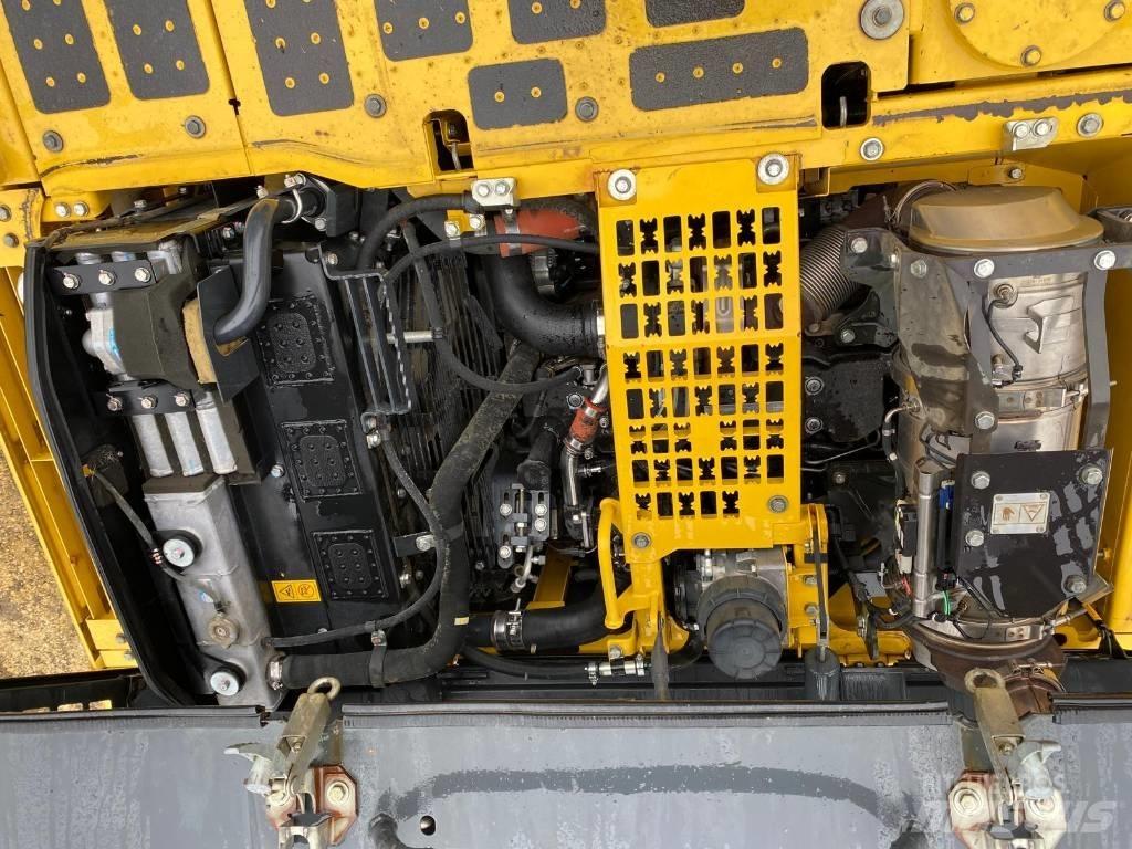 Komatsu PC240LC-10 Long / High Reach excavators
