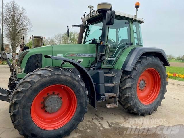 Fendt 916 Tractors