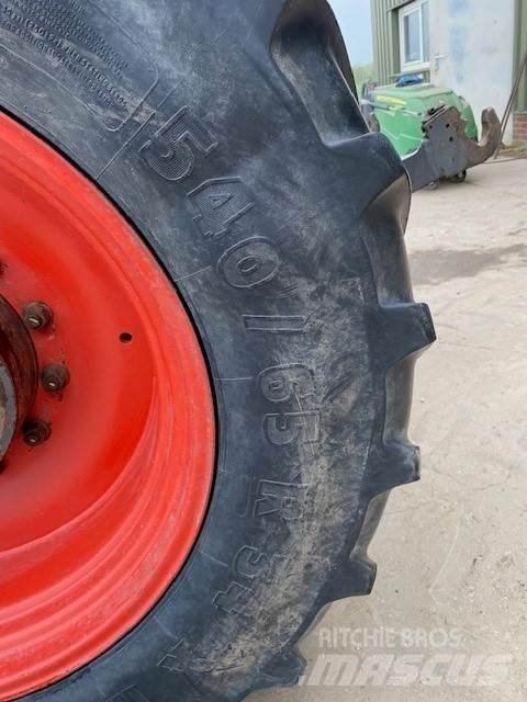 Fendt 916 Tractors
