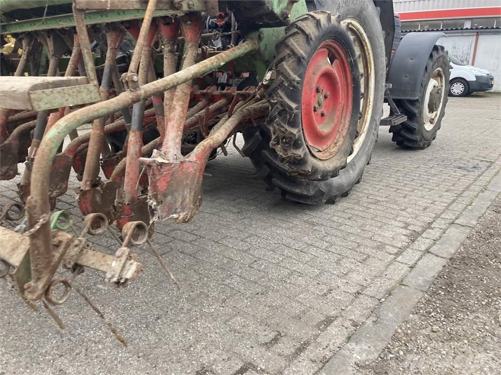 Hassia zaaimachine Farm Drills
