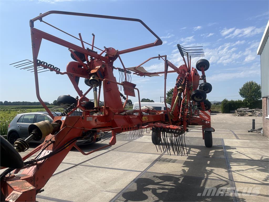 Kuhn 7302 DL Rakes and tedders