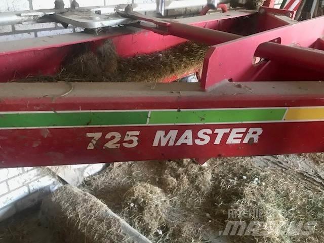 Lely Hibiscus 725 Rakes and tedders