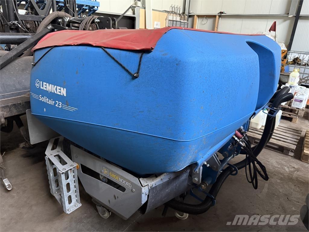 Lemken Solitair 23 Farm Drills