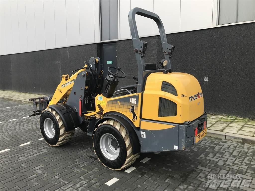 Mustang 406 Front Loaders