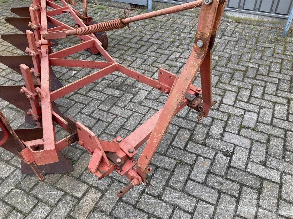  stoppelploeg Plows