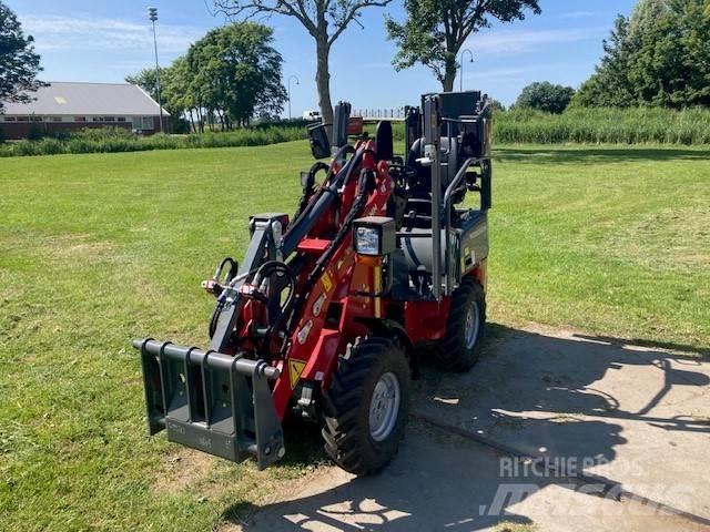 Weidemann 1140 Front Loaders