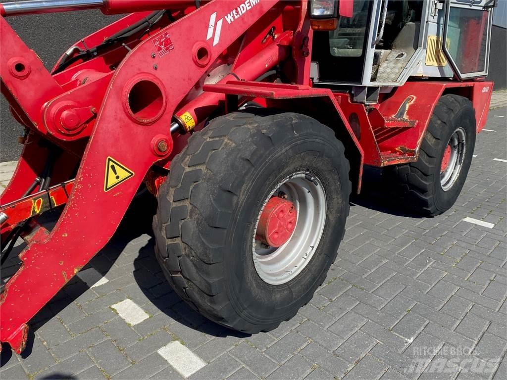 Weidemann 4204 D/P Front Loaders
