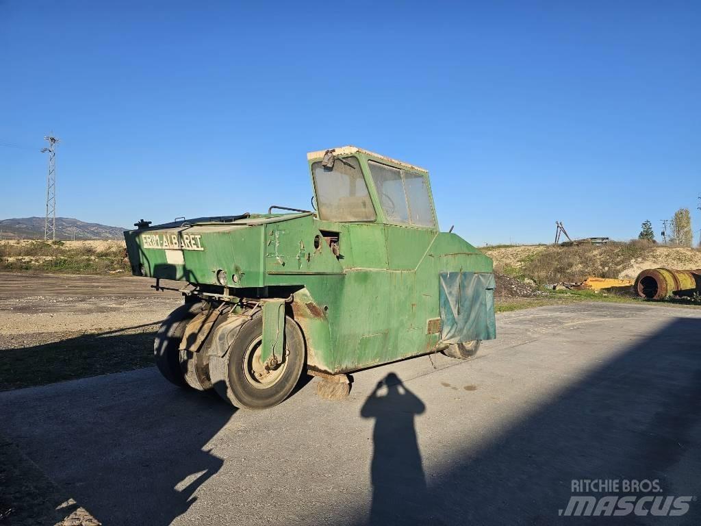 Corinsa 12/22 Soil Compactors