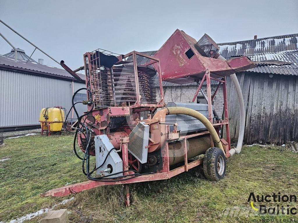Selmaksan T.D.2900 Combine harvesters