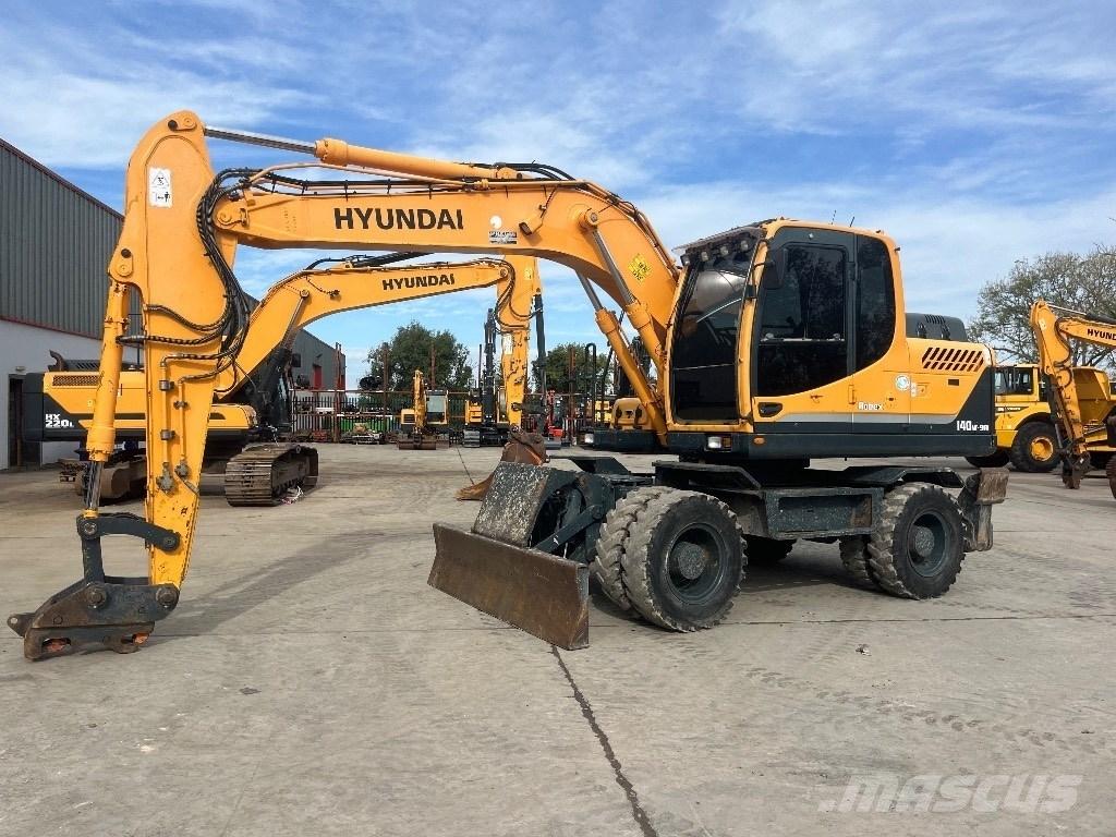 Hyundai 140W-9A Wheeled Excavators