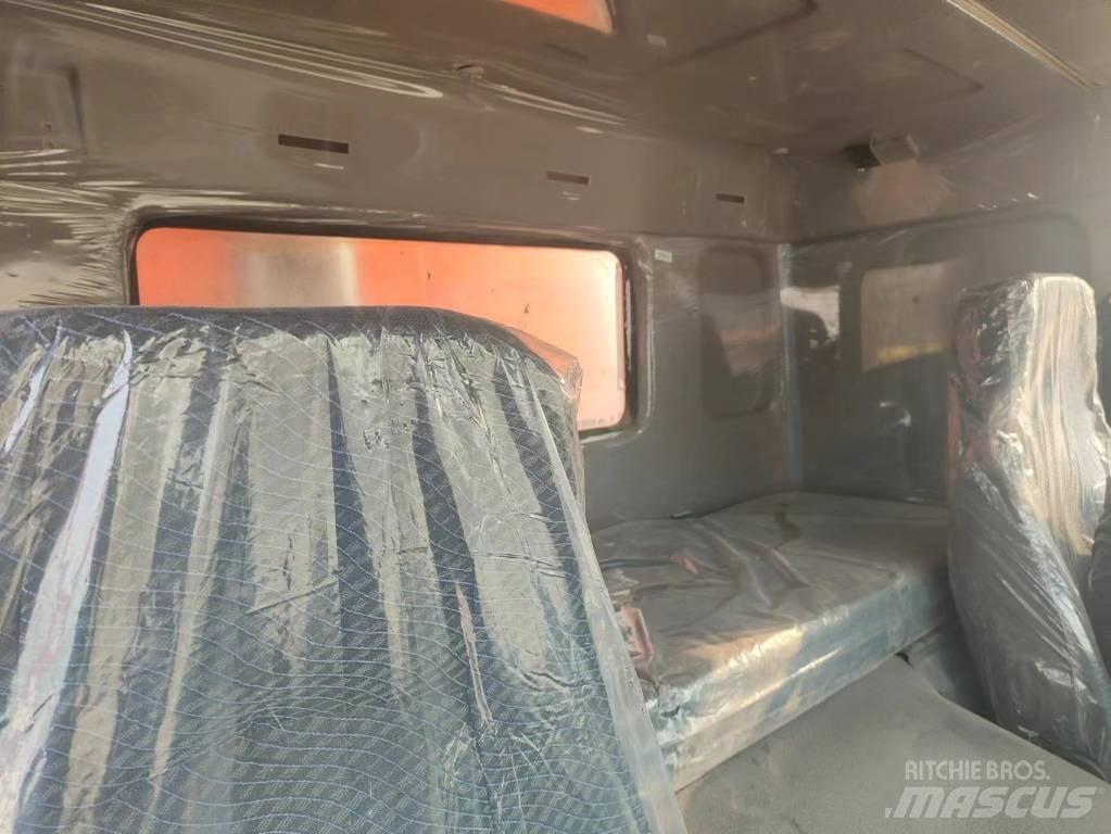 Howo 371 8x4 Dump Trucks