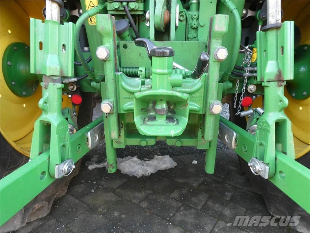 John Deere 6R 110 Tractors