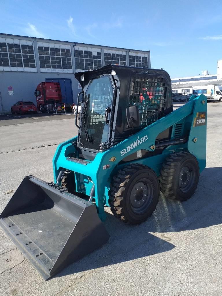 Sunward SWL2830 Skid Steer Loaders