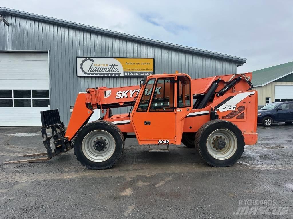 SkyTrak 8042 Telescopic Handlers