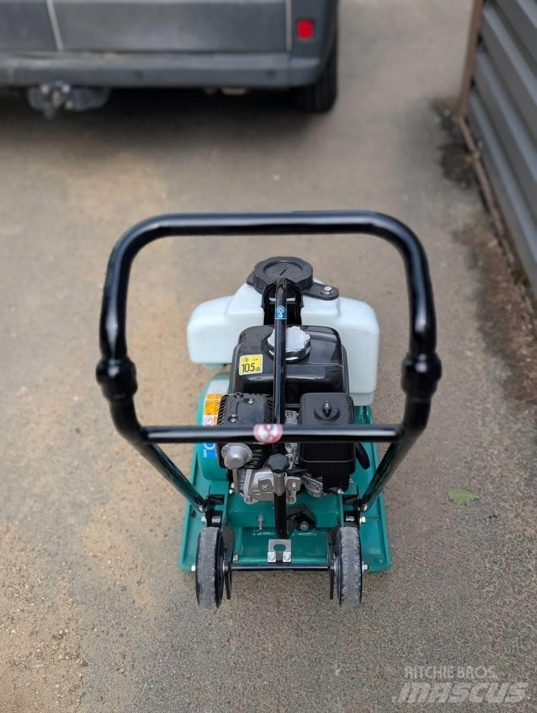 Mikasa MVC-F80 Plate Compactors