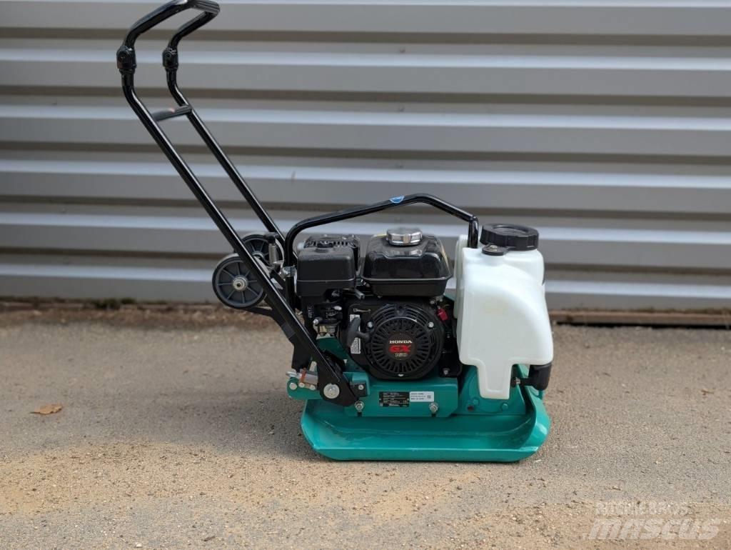 Mikasa MVC-F80 Plate Compactors