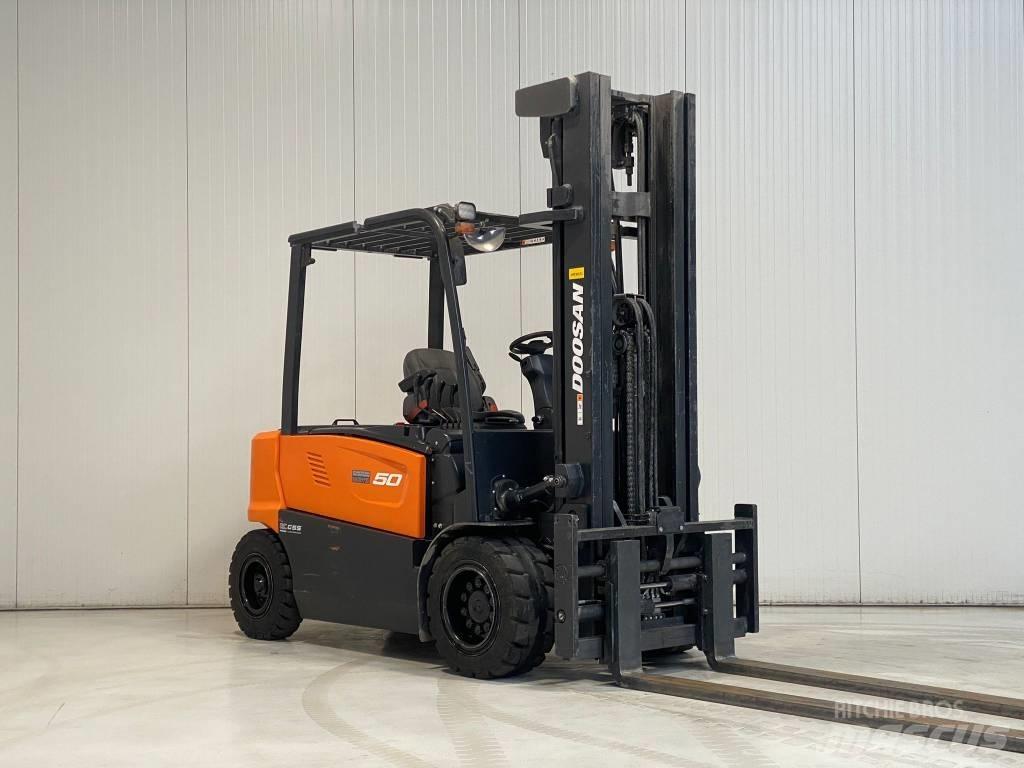 Doosan B50XC-7 Electric Forklifts