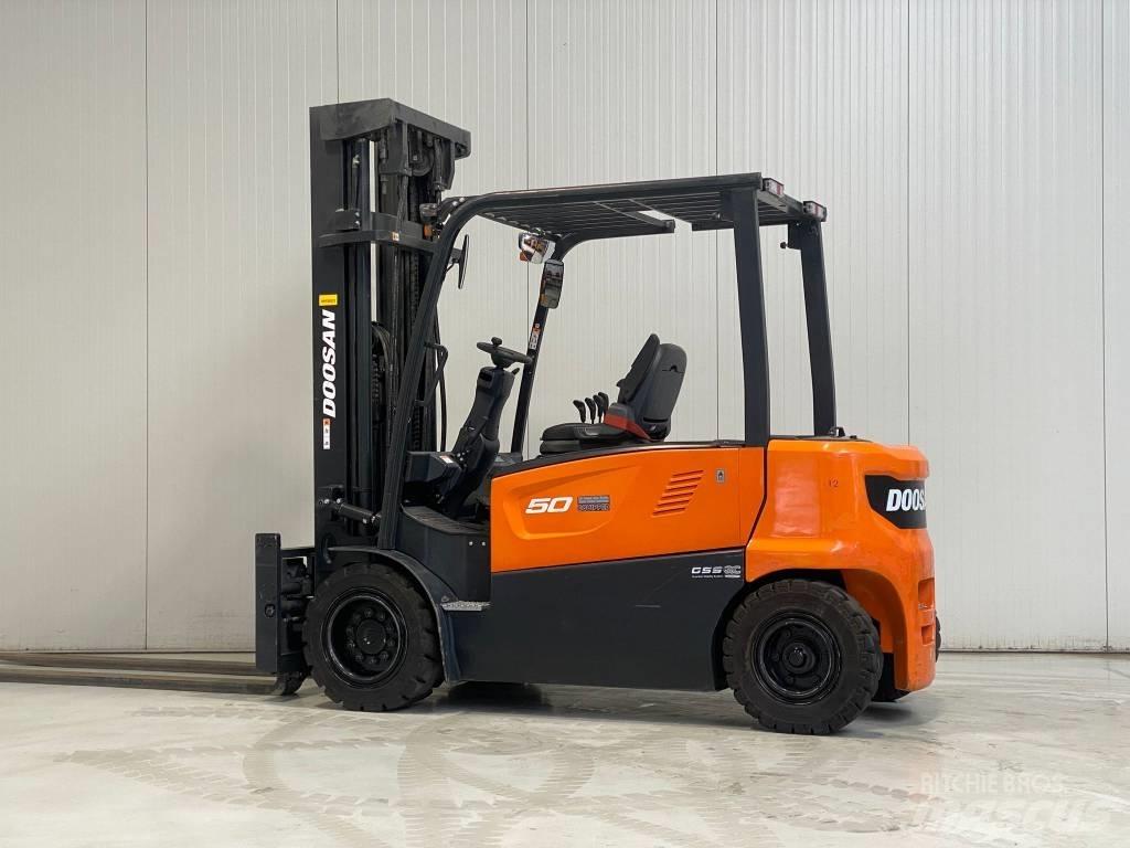 Doosan B50XC-7 Electric Forklifts