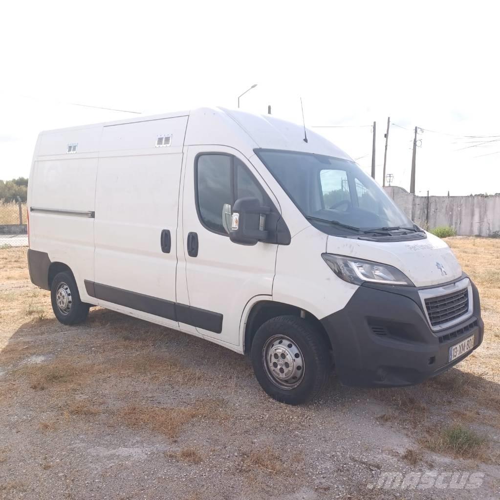Peugeot Boxer Pickup Trucks