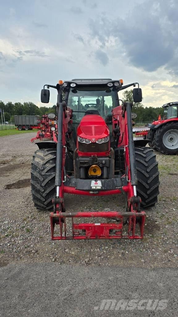 Massey Ferguson 5713 Tractors